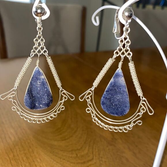 Ornate  clip  earrings - Picture 1 of 2